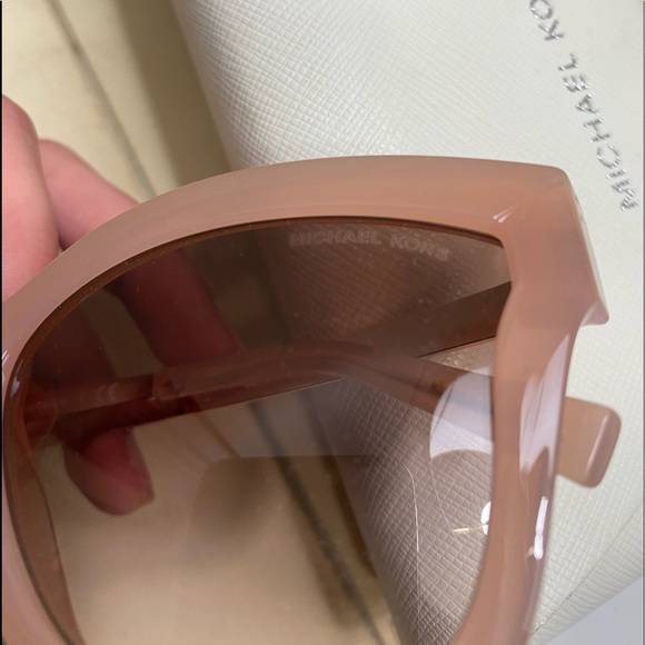 Brand new Michael Kors sunglasses - Picture 4 of 8